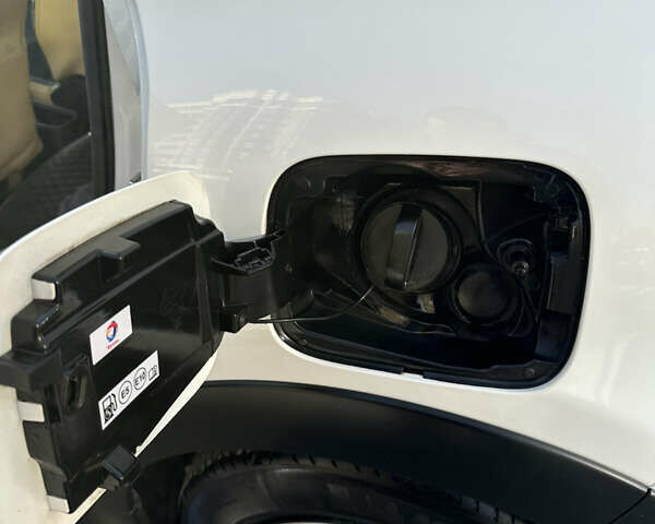 Белый Ситроен С3, объемом двигателя 1.2 л и пробегом 41 тыс. км за 11900 $, фото 12 на Automoto.ua