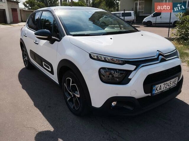Белый Ситроен С3, объемом двигателя 1.2 л и пробегом 16 тыс. км за 15999 $, фото 1 на Automoto.ua