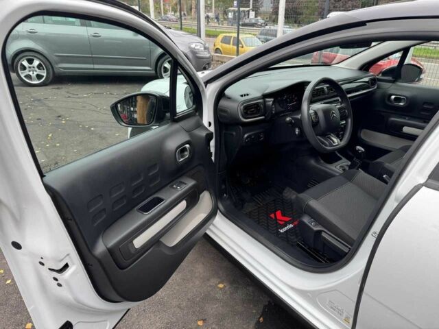Ситроен С3 2021 в Виннице на Automoto.ua Белый Ситроен С3, объемом двигателя 1.2 л и пробегом 70 тыс. км за 11299 $, фото 1 на Automoto.ua