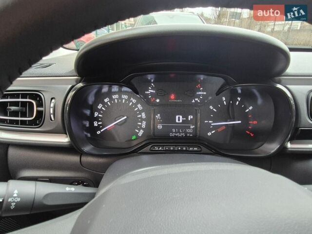 Белый Ситроен С3, объемом двигателя 1.2 л и пробегом 25 тыс. км за 18700 $, фото 25 на Automoto.ua