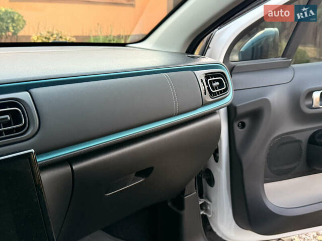 Белый Ситроен С3, объемом двигателя 1.2 л и пробегом 36 тыс. км за 14500 $, фото 28 на Automoto.ua