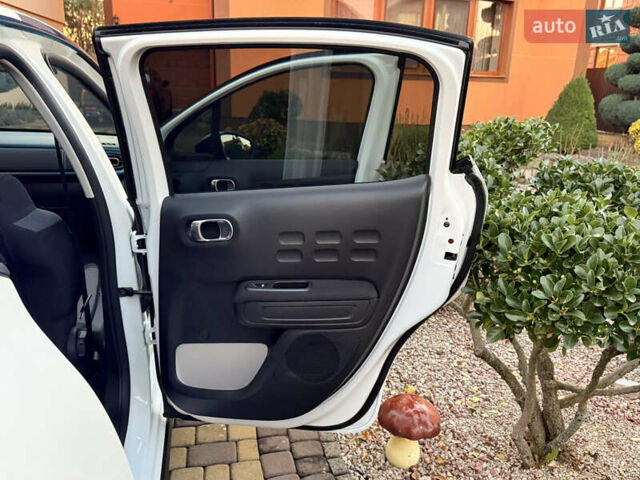 Белый Ситроен С3, объемом двигателя 1.2 л и пробегом 36 тыс. км за 14500 $, фото 46 на Automoto.ua