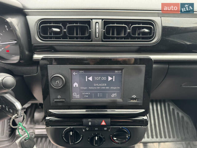 Белый Ситроен С3, объемом двигателя 1.2 л и пробегом 70 тыс. км за 11299 $, фото 33 на Automoto.ua