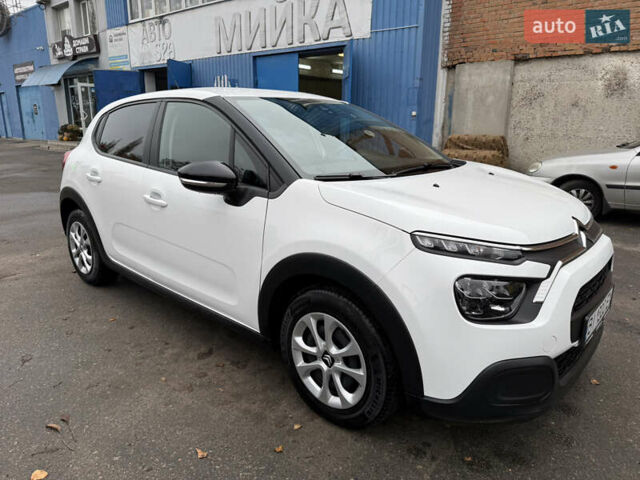 Белый Ситроен С3, объемом двигателя 1.2 л и пробегом 30 тыс. км за 13000 $, фото 1 на Automoto.ua