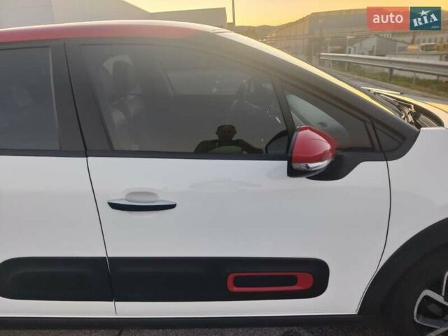 Сітроен С3 2021 у Києві на Automoto.ua Білий Сітроен С3, об'ємом двигуна 1.2 л та пробігом 60 тис. км за 15250 $, фото 14 на Automoto.ua