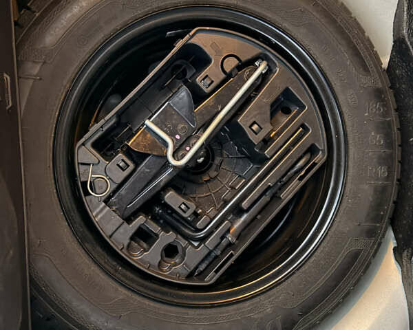 Белый Ситроен С3, объемом двигателя 1.2 л и пробегом 36 тыс. км за 14500 $, фото 45 на Automoto.ua