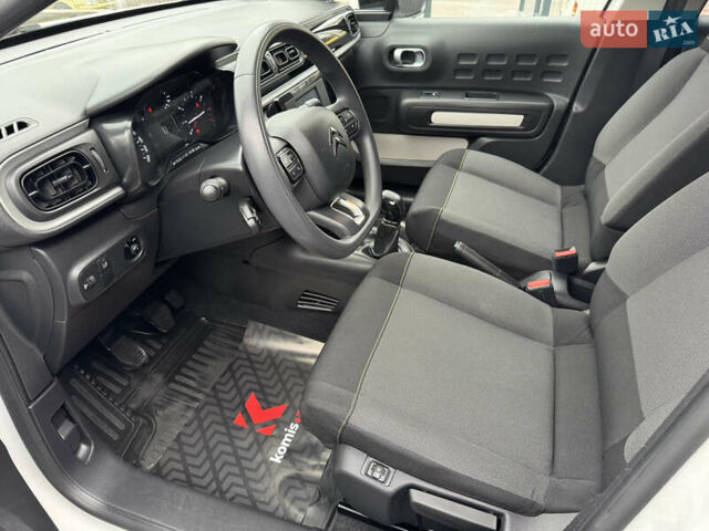 Белый Ситроен С3, объемом двигателя 1.2 л и пробегом 70 тыс. км за 11299 $, фото 24 на Automoto.ua