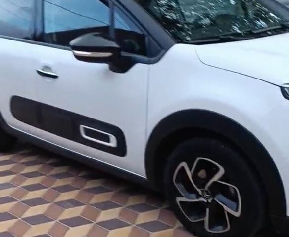 Білий Сітроен С3, об'ємом двигуна 1.2 л та пробігом 39 тис. км за 16900 $, фото 2 на Automoto.ua