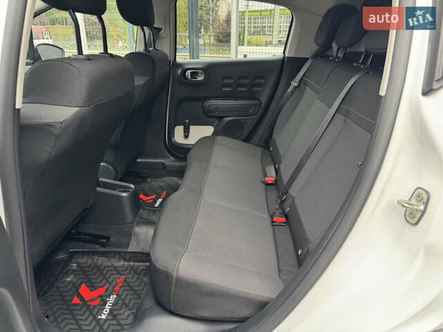 Белый Ситроен С3, объемом двигателя 1.2 л и пробегом 70 тыс. км за 11299 $, фото 37 на Automoto.ua