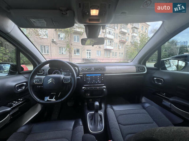 Белый Ситроен С3, объемом двигателя 1.2 л и пробегом 29 тыс. км за 18199 $, фото 7 на Automoto.ua