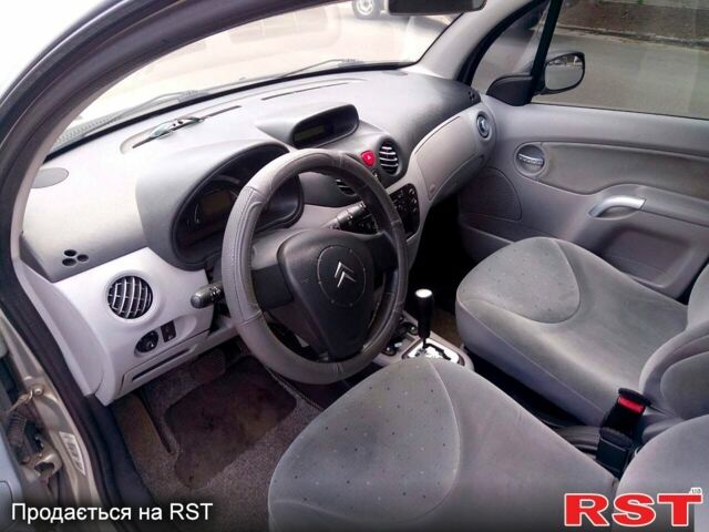 Бежевый Ситроен С3, объемом двигателя 1.4 л и пробегом 140 тыс. км за 2300 $, фото 1 на Automoto.ua