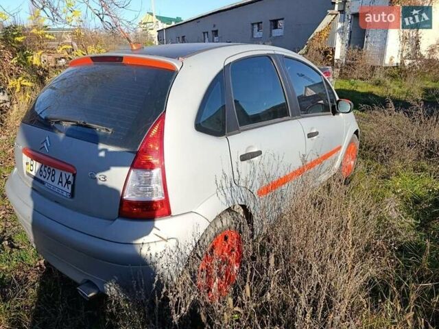 Бежевый Ситроен С3, объемом двигателя 1.4 л и пробегом 100 тыс. км за 3000 $, фото 4 на Automoto.ua