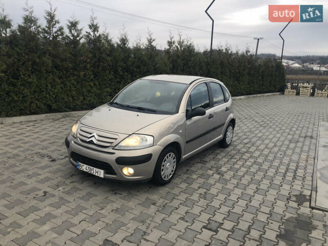Бежевый Ситроен С3, объемом двигателя 1.36 л и пробегом 200 тыс. км за 2850 $, фото 2 на Automoto.ua