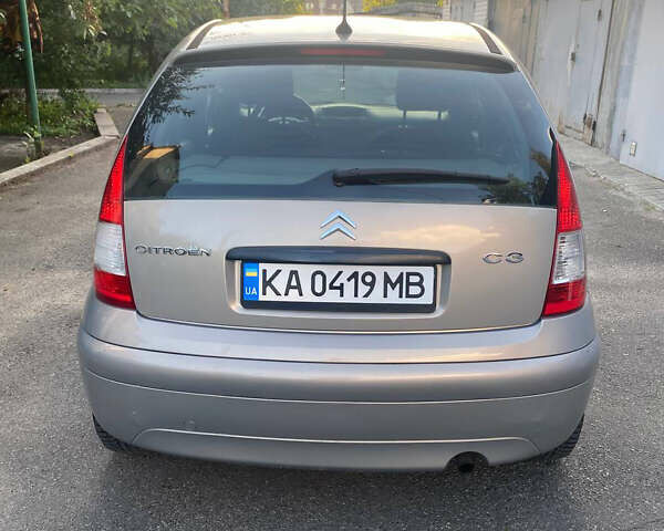 Бежевый Ситроен С3, объемом двигателя 1.36 л и пробегом 160 тыс. км за 5000 $, фото 7 на Automoto.ua