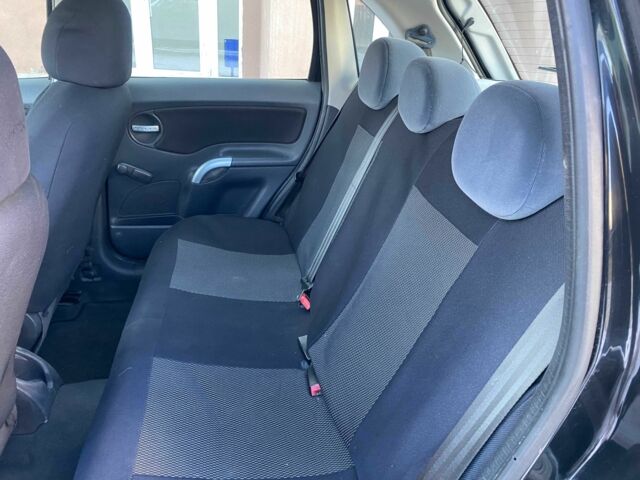 Черный Ситроен С3, объемом двигателя 1.1 л и пробегом 265 тыс. км за 3000 $, фото 18 на Automoto.ua