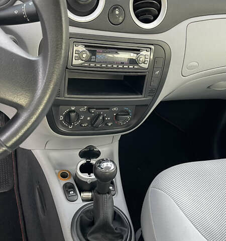 Черный Ситроен С3, объемом двигателя 1.12 л и пробегом 65 тыс. км за 5300 $, фото 7 на Automoto.ua