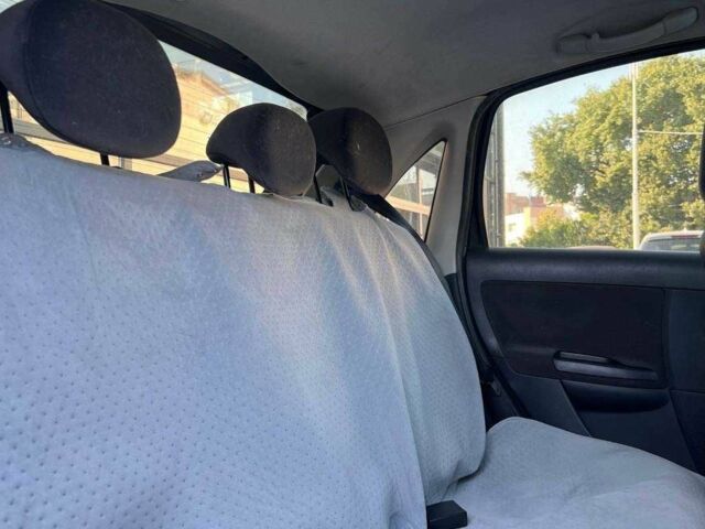 Черный Ситроен С3, объемом двигателя 1.4 л и пробегом 167 тыс. км за 3600 $, фото 22 на Automoto.ua