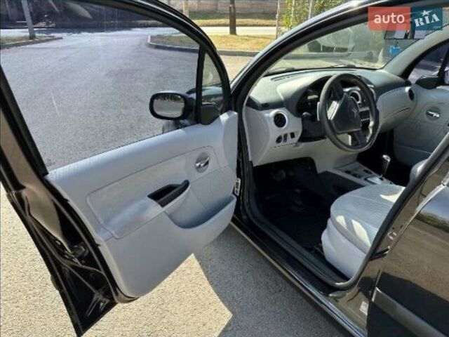 Чорний Сітроен С3, об'ємом двигуна 1.4 л та пробігом 180 тис. км за 5500 $, фото 3 на Automoto.ua