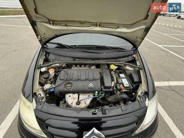 Черный Ситроен С3, объемом двигателя 1.4 л и пробегом 156 тыс. км за 4500 $, фото 9 на Automoto.ua