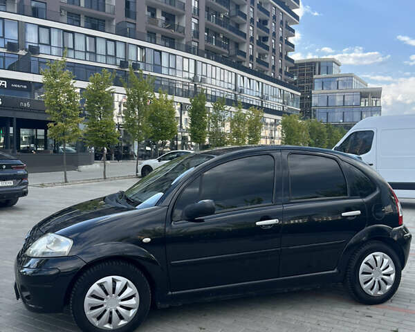 Черный Ситроен С3, объемом двигателя 1.36 л и пробегом 229 тыс. км за 4750 $, фото 3 на Automoto.ua