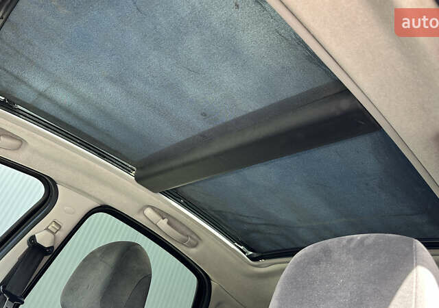 Черный Ситроен С3, объемом двигателя 1.6 л и пробегом 230 тыс. км за 3999 $, фото 21 на Automoto.ua