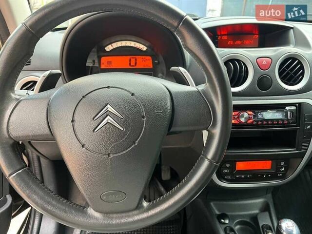 Черный Ситроен С3, объемом двигателя 1.4 л и пробегом 156 тыс. км за 4500 $, фото 11 на Automoto.ua