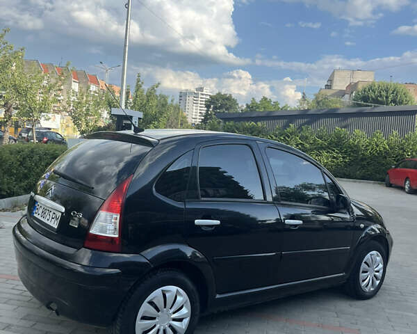 Черный Ситроен С3, объемом двигателя 1.36 л и пробегом 229 тыс. км за 4750 $, фото 4 на Automoto.ua