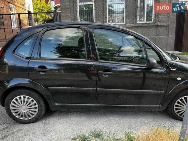 Чорний Сітроен С3, об'ємом двигуна 1.4 л та пробігом 129 тис. км за 4000 $, фото 2 на Automoto.ua