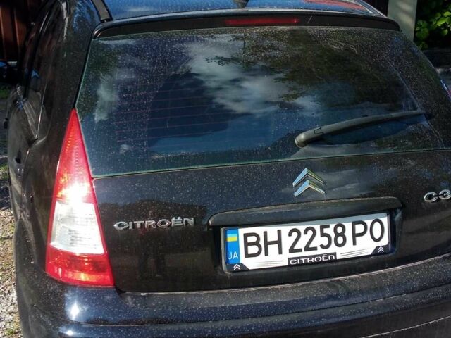Черный Ситроен С3, объемом двигателя 1.4 л и пробегом 108 тыс. км за 5000 $, фото 3 на Automoto.ua