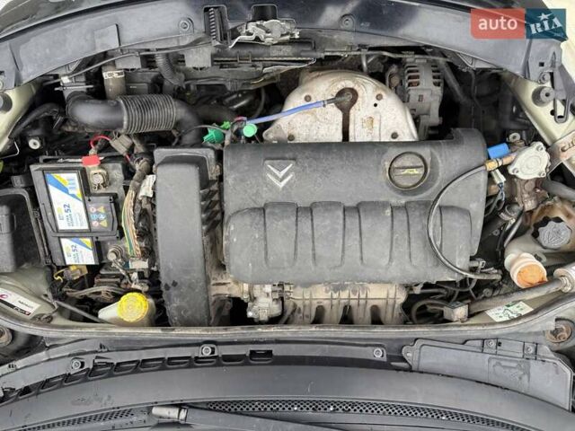 Черный Ситроен С3, объемом двигателя 1.4 л и пробегом 156 тыс. км за 4500 $, фото 10 на Automoto.ua