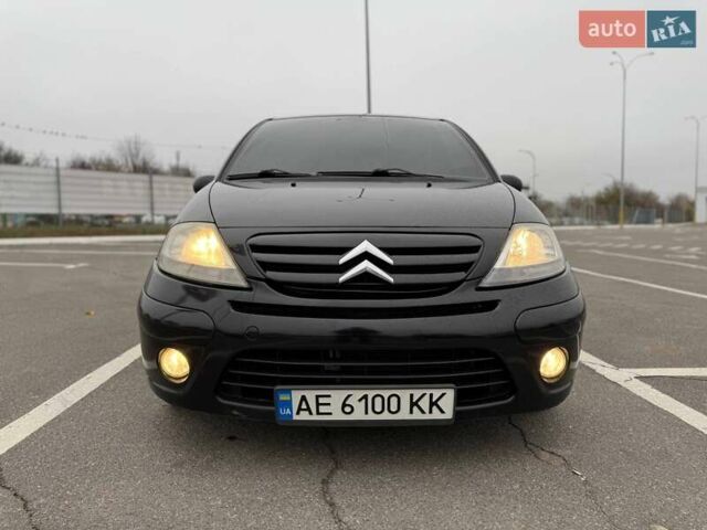 Черный Ситроен С3, объемом двигателя 1.4 л и пробегом 156 тыс. км за 4500 $, фото 3 на Automoto.ua