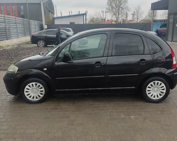 Черный Ситроен С3, объемом двигателя 1.36 л и пробегом 129 тыс. км за 4200 $, фото 2 на Automoto.ua