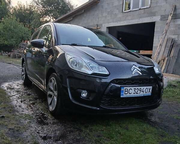 Черный Ситроен С3, объемом двигателя 1.4 л и пробегом 150 тыс. км за 5200 $, фото 3 на Automoto.ua
