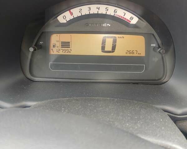 Черный Ситроен С3, объемом двигателя 1.36 л и пробегом 129 тыс. км за 4200 $, фото 5 на Automoto.ua