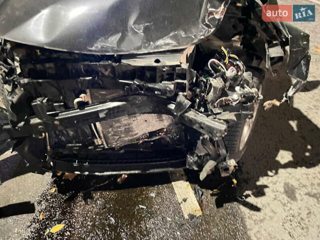 Чорний Сітроен С3, об'ємом двигуна 1.6 л та пробігом 260 тис. км за 2200 $, фото 5 на Automoto.ua