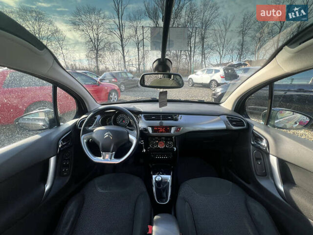 Черный Ситроен С3, объемом двигателя 1.4 л и пробегом 236 тыс. км за 5500 $, фото 19 на Automoto.ua