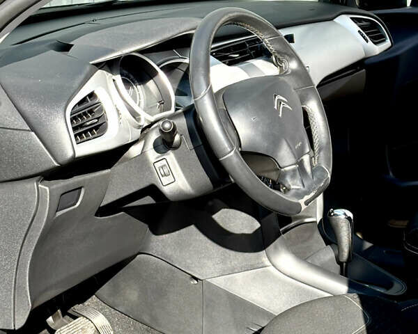 Сітроен С3 2010 у Києві на Automoto.ua Чорний Сітроен С3, об'ємом двигуна 1.6 л та пробігом 142 тис. км за 6100 $, фото 15 на Automoto.ua