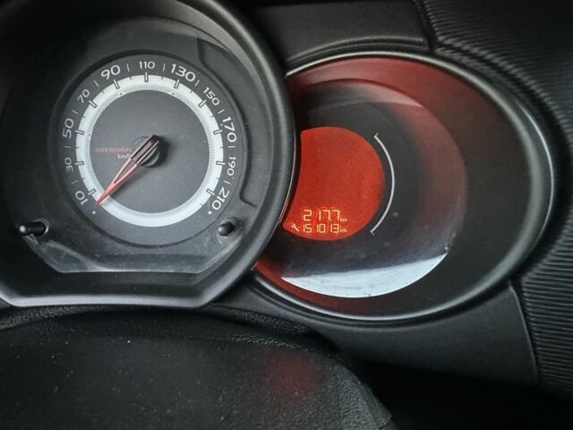 Чорний Сітроен С3, об'ємом двигуна 1.4 л та пробігом 155 тис. км за 4800 $, фото 5 на Automoto.ua