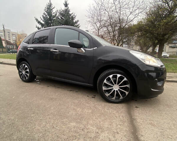 Черный Ситроен С3, объемом двигателя 1.4 л и пробегом 190 тыс. км за 5250 $, фото 10 на Automoto.ua