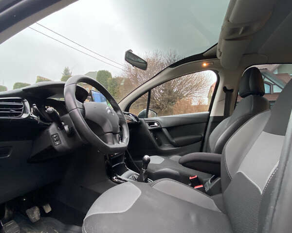 Черный Ситроен С3, объемом двигателя 1.4 л и пробегом 190 тыс. км за 5250 $, фото 35 на Automoto.ua