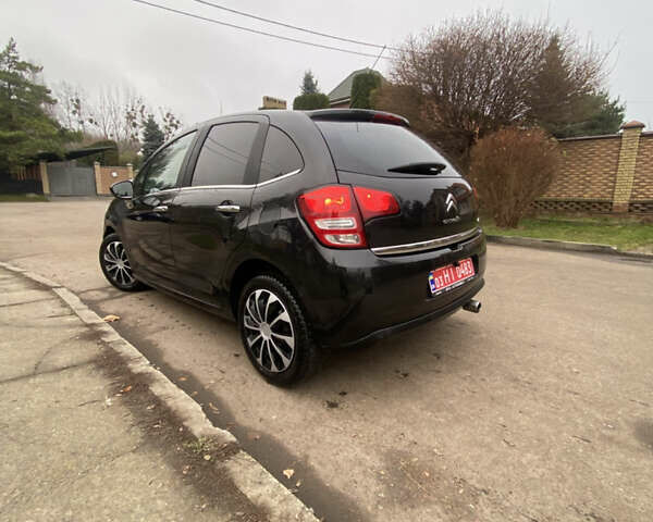 Черный Ситроен С3, объемом двигателя 1.4 л и пробегом 190 тыс. км за 5250 $, фото 4 на Automoto.ua