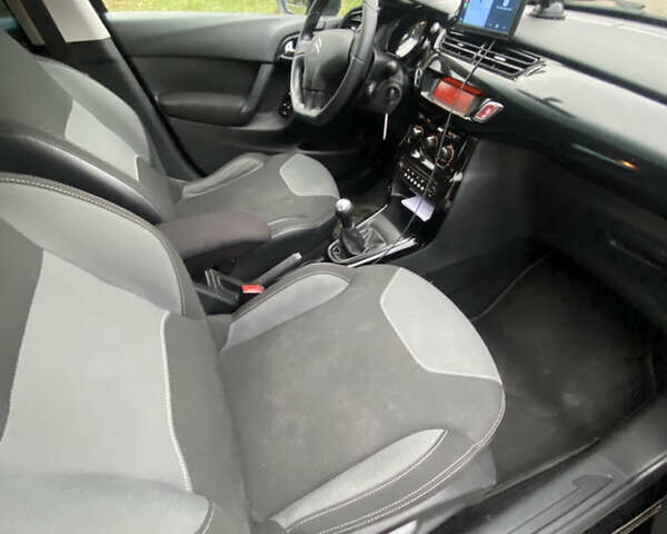 Черный Ситроен С3, объемом двигателя 1.4 л и пробегом 190 тыс. км за 5250 $, фото 18 на Automoto.ua