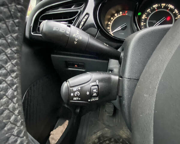 Черный Ситроен С3, объемом двигателя 1.4 л и пробегом 190 тыс. км за 5250 $, фото 33 на Automoto.ua