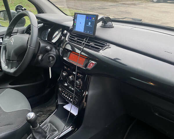 Черный Ситроен С3, объемом двигателя 1.4 л и пробегом 190 тыс. км за 5250 $, фото 20 на Automoto.ua