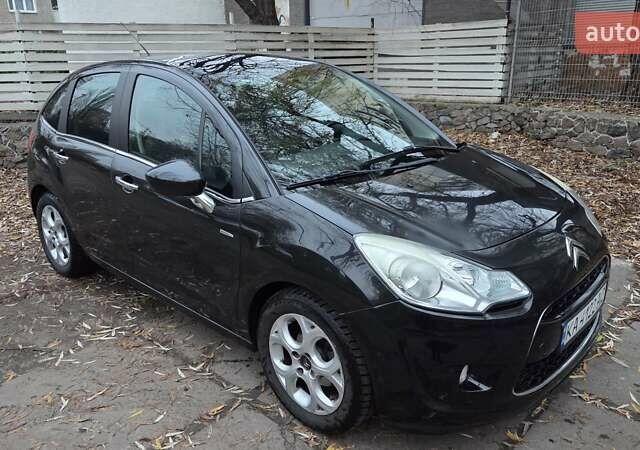 Черный Ситроен С3, объемом двигателя 1.4 л и пробегом 156 тыс. км за 6900 $, фото 1 на Automoto.ua