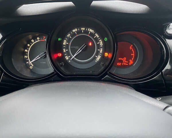 Черный Ситроен С3, объемом двигателя 1.4 л и пробегом 190 тыс. км за 5250 $, фото 29 на Automoto.ua