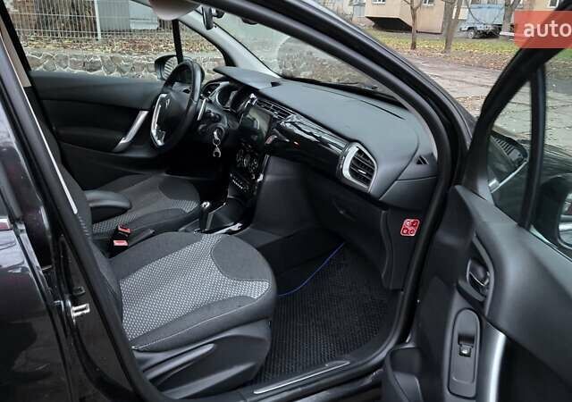 Черный Ситроен С3, объемом двигателя 1.4 л и пробегом 156 тыс. км за 6900 $, фото 10 на Automoto.ua