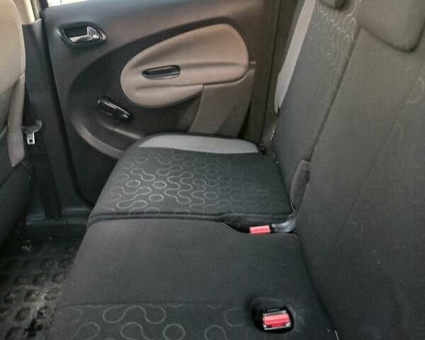 Чорний Сітроен С3, об'ємом двигуна 1.4 л та пробігом 188 тис. км за 4500 $, фото 16 на Automoto.ua