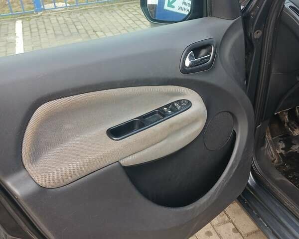 Чорний Сітроен С3, об'ємом двигуна 1.4 л та пробігом 188 тис. км за 4500 $, фото 20 на Automoto.ua