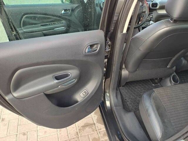 Чорний Сітроен С3, об'ємом двигуна 1.6 л та пробігом 189 тис. км за 6450 $, фото 17 на Automoto.ua